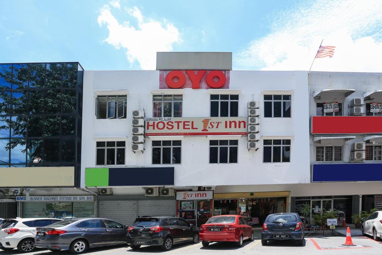 Oyo 89891 1St Inn Hotel Subang Subang Jaya Zewnętrze zdjęcie